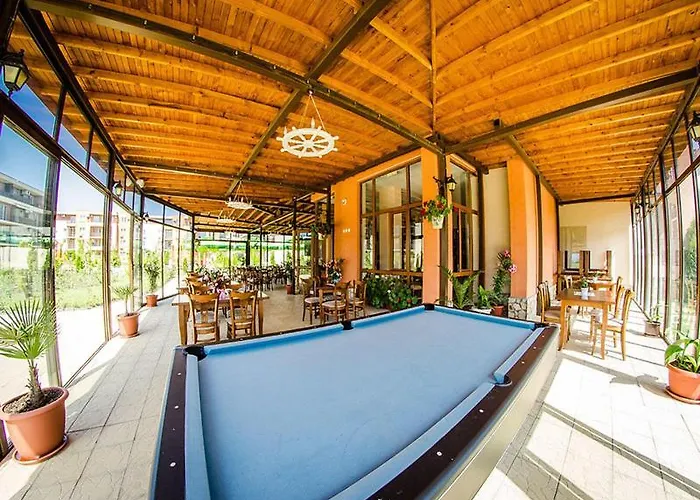 Nesebar - Orchid 278 アパート